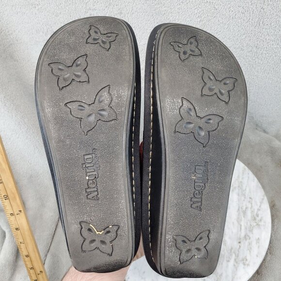 Alegria Shoes Womens EU 39 US 9 Ruby Red Metallic Leather Classic Clogs - Picture 7 of 11